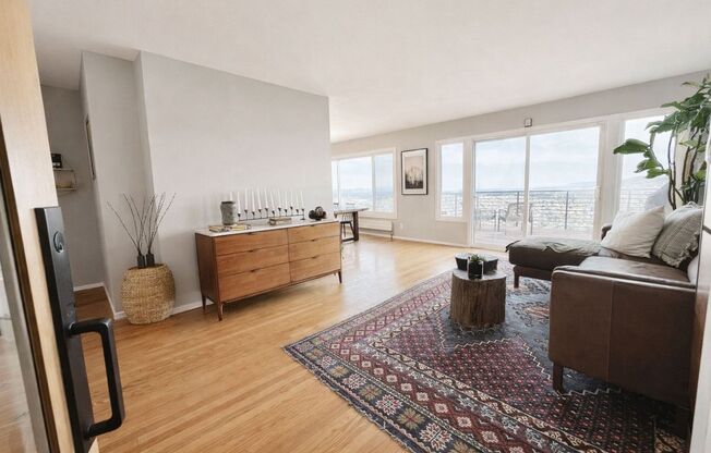 3BR/2BA | Unobstructed Panoramic Views | Live Above the Fog | Intentional Living