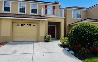 3 Bedroom, 2.5 Bathroom 2-Story Townhouse in Gated Community - Kissimmee