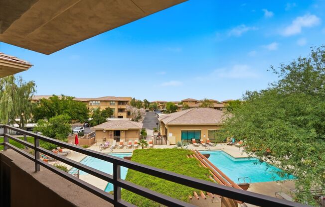 2 beds, 2 baths, $1,595, Unit UNIT 3100