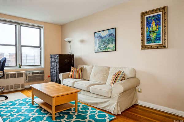 1 bed, 1 bath, $2,000, Unit 511