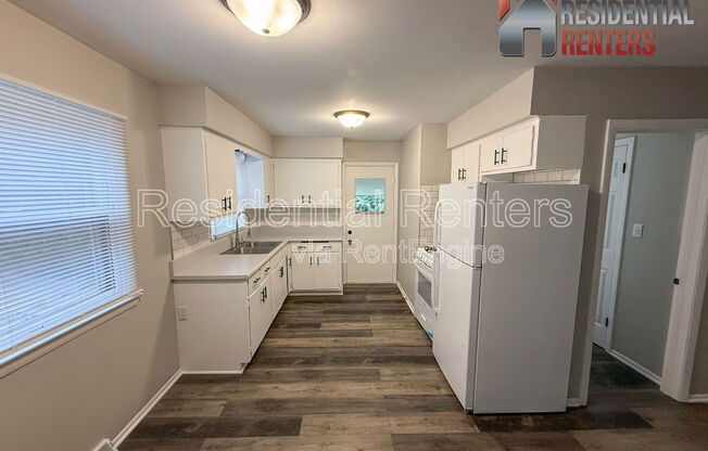5826 N 117 ST
