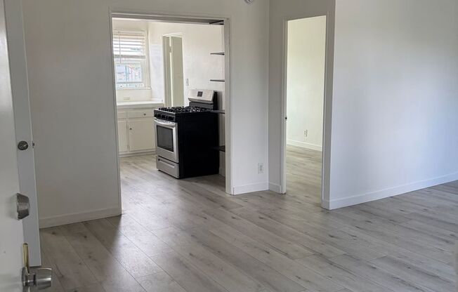 1 bed, 1 bath, 650 sqft, $1,795, Unit 5920-6