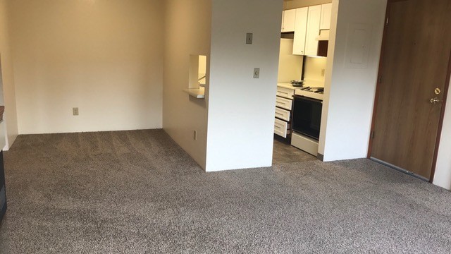 1 bed, 1 bath, 616 sqft, $1,595, Unit 312