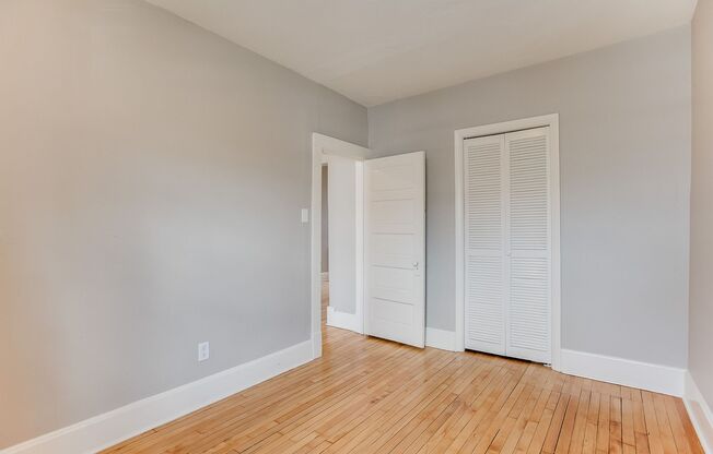 1 bed, 1 bath, 700 sqft, $1,250, Unit 6