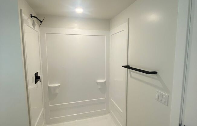 Studio, 1 bath, 449 sqft, $1,900, Unit 307