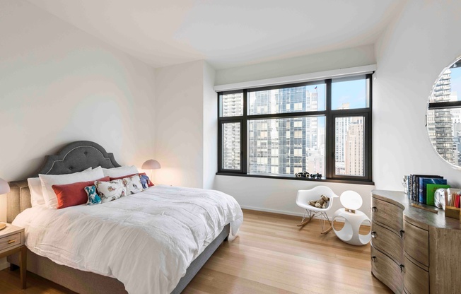 3 beds, 3.5 baths, 3,004 sqft, $28,950, Unit 17B