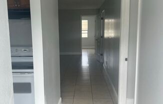 3 beds, 1 bath, 1,050 sqft, $1,500, Unit 4