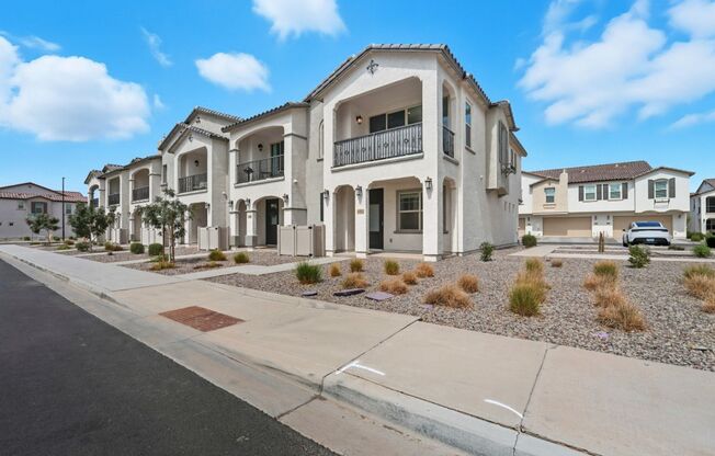 Like Brand New Luxurious Modern 3 Bedroom 2 Bath Townhome in Warner Meadow – Rare Rental Opportunity!