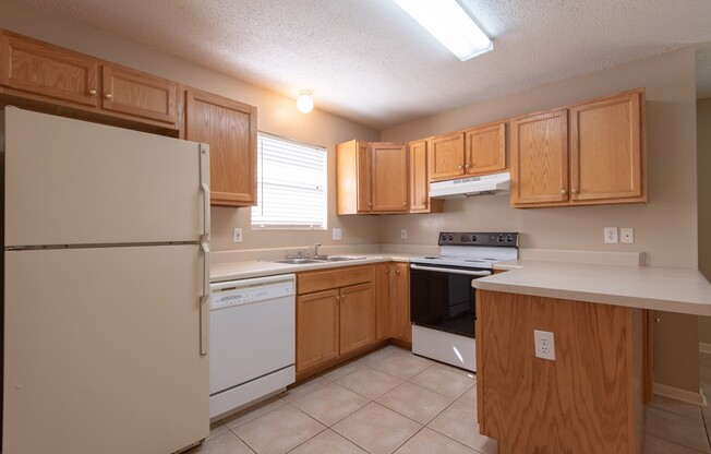 Center 654-656