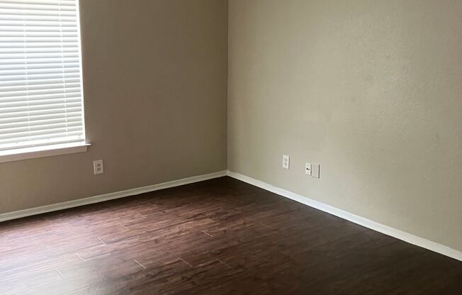 Ridgmar Townhomes 168 LLC