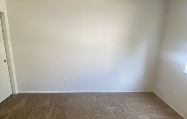 3 beds, 2 baths, 1,066 sqft, $1,900, Unit E215