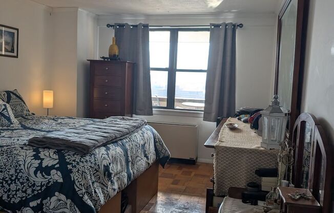 1 bed, 1 bath, 750 sqft, $2,650, Unit 23J