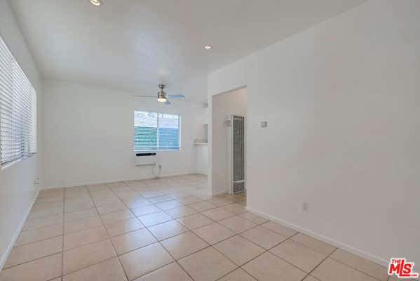 1 bed, 1 bath, 750 sqft, $2,575, Unit B