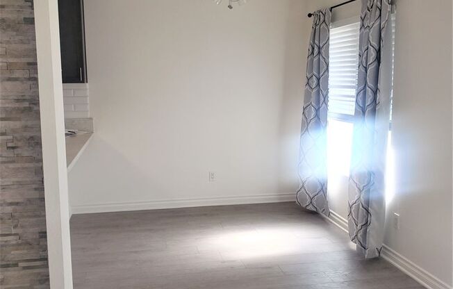 Recently Remodeled 2 bedroom