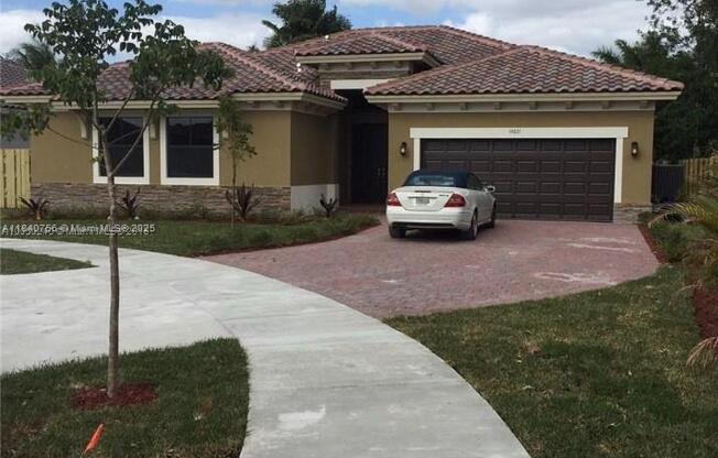 14831 SW 33 TER