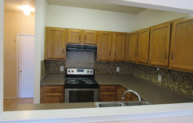 2 beds, 2 baths, $1,650