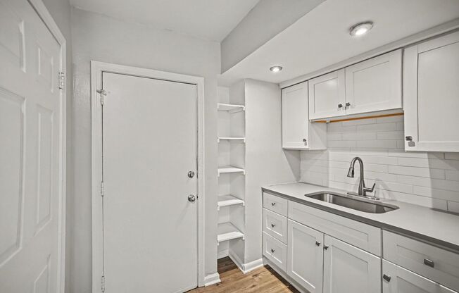 Studio, 1 bath, 394 sqft, $825, Unit 4828 #1S