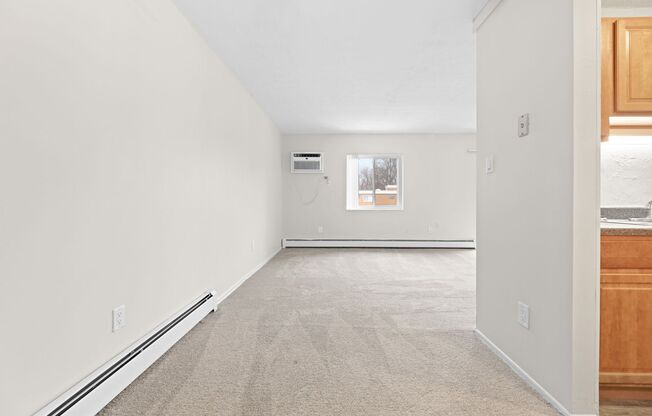 1 bed, 1 bath, 680 sqft, $1,025, Unit 377-301