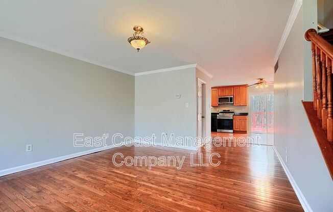 28 EBBING CT