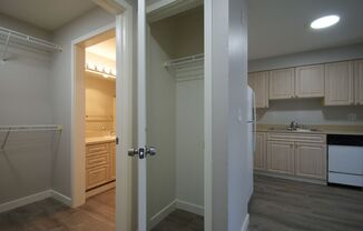 Studio, 1 bath, 413 sqft, $1,150, Unit 402