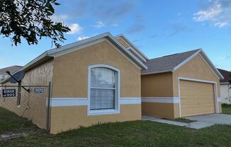 3 beds, 2 baths, $1,890, Unit OSCEOLA