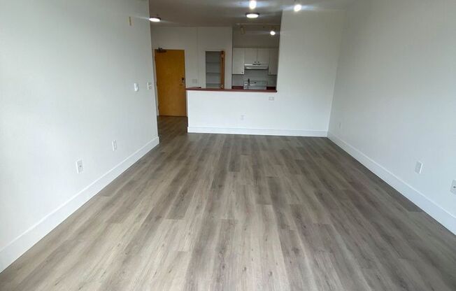 1 bed, 1 bath, 637 sqft, $1,321, Unit 310