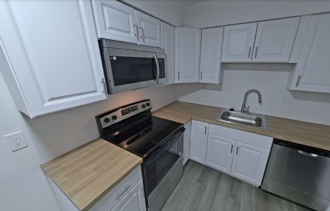 2 beds, 1.5 baths, 1,440 sqft, $1,299