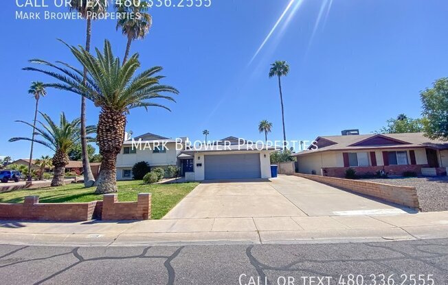 1519 E LAGUNA DR