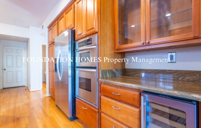 3 LAGOON CT