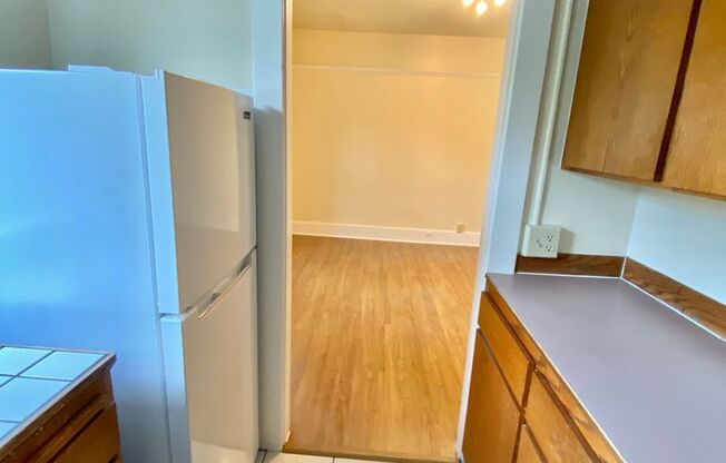 Studio, 1 bath, 326 sqft, $1,295, Unit 08