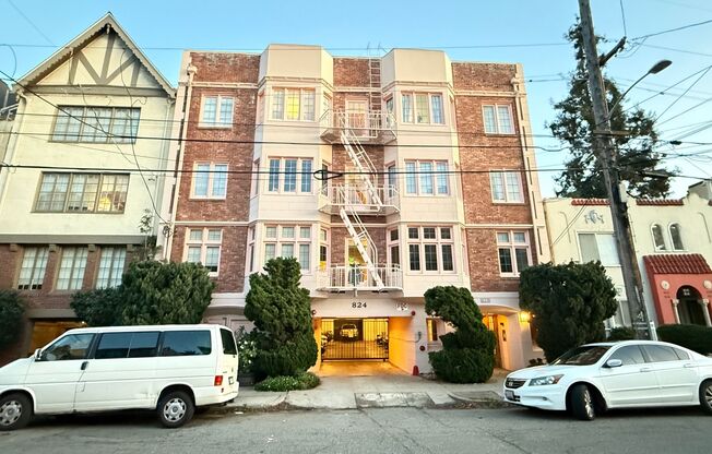 Erie St. 824