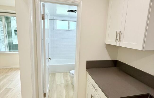 Studio, 1 bath, 261 sqft, $1,695, Unit 0101-66