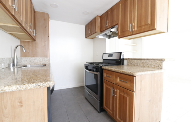 13576 Algonquin Rd
