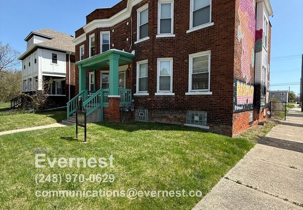 504 WESTMINSTER