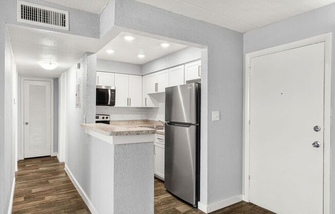 Loft at Third Apartments | Renovated 1 & 2 Bedroom Apartments