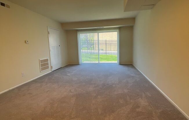 1 bed, 1 bath, 745 sqft, $1,750, Unit 14204 #A1