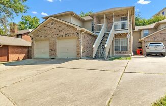 3 beds, 2 baths, $1,595