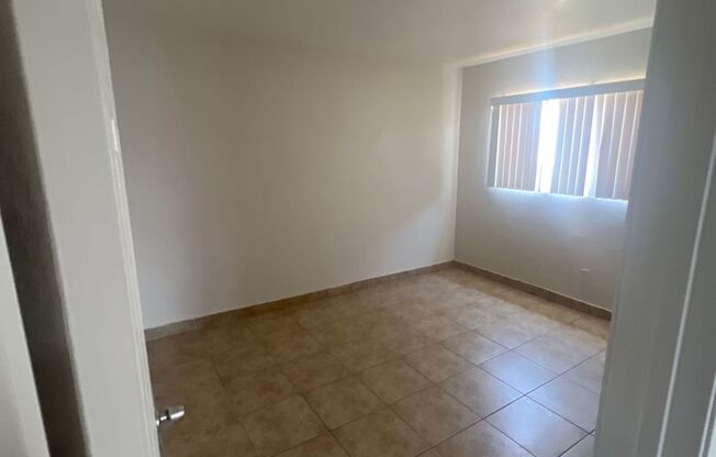 $1650 Move In Today! 1 Bed/1 Bath