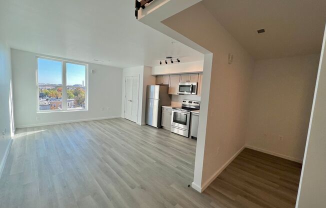 1 bed, 1 bath, 504 sqft, $1,565, Unit 310