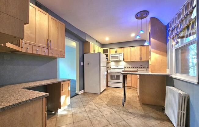 1400 12 ST N