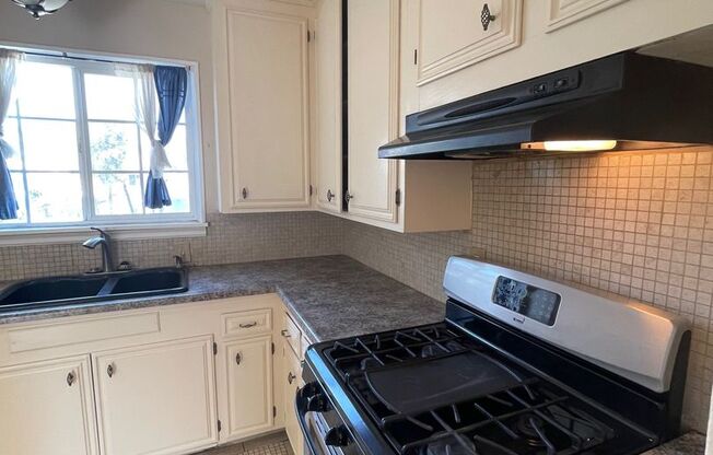 Charming 3 bedroom pool home