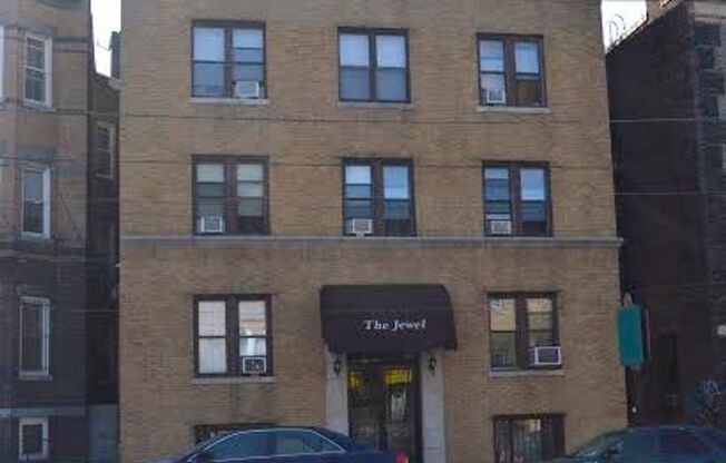 3695 Kennedy Boulevard