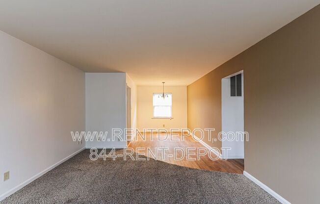 2821 RAVENSWOOD DR