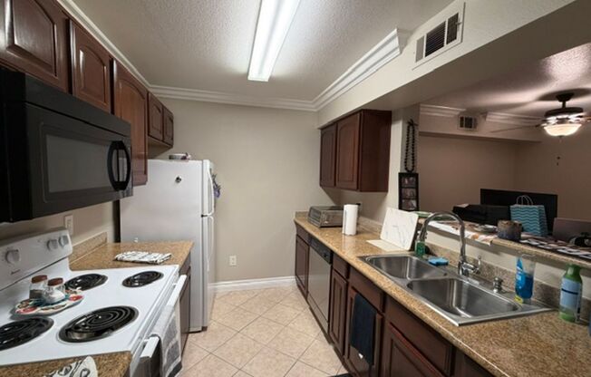 1 bed, 1 bath, $1,225, Unit # 2082