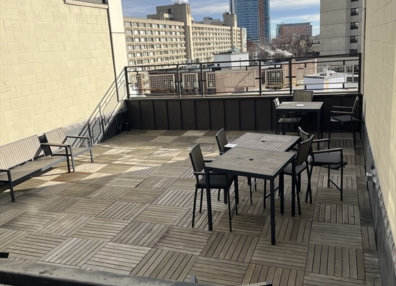 1 bed, 1 bath, 540 sqft, $3,200, Unit 322