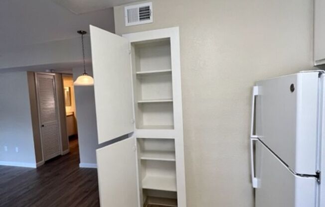 1 bed, 1 bath, 700 sqft, $1,500, Unit 85