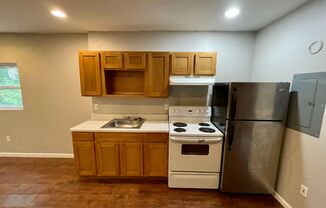 Studio, 1 bath, 550 sqft, $725, Unit 1938 Elkhart 2nd Rear