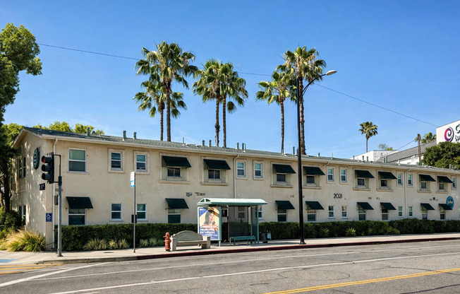 2021 W Olive Ave Burbank, CA 91506