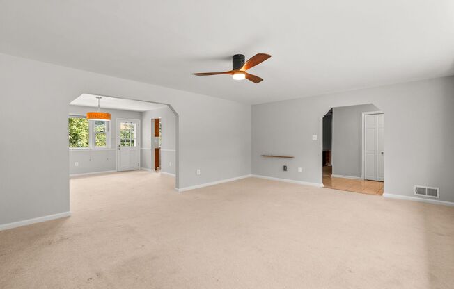 5 Bed 3 Bath - Chevy Chase Rambler - Move IN Ready