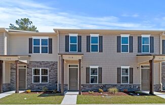 Townhome with Camp Lejeune Convenience!
